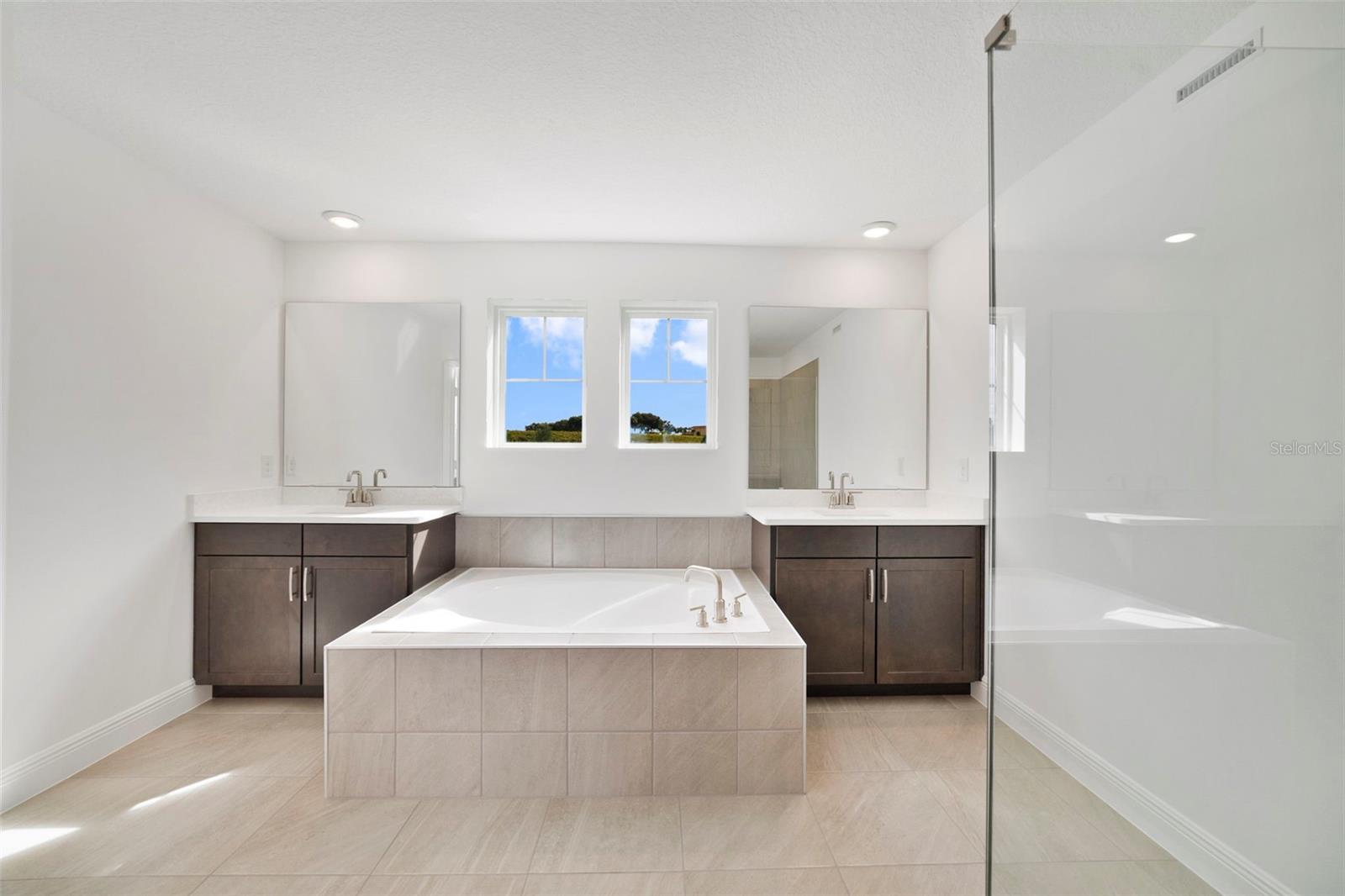 Image 25 of 27 For 447 Veneto Circle