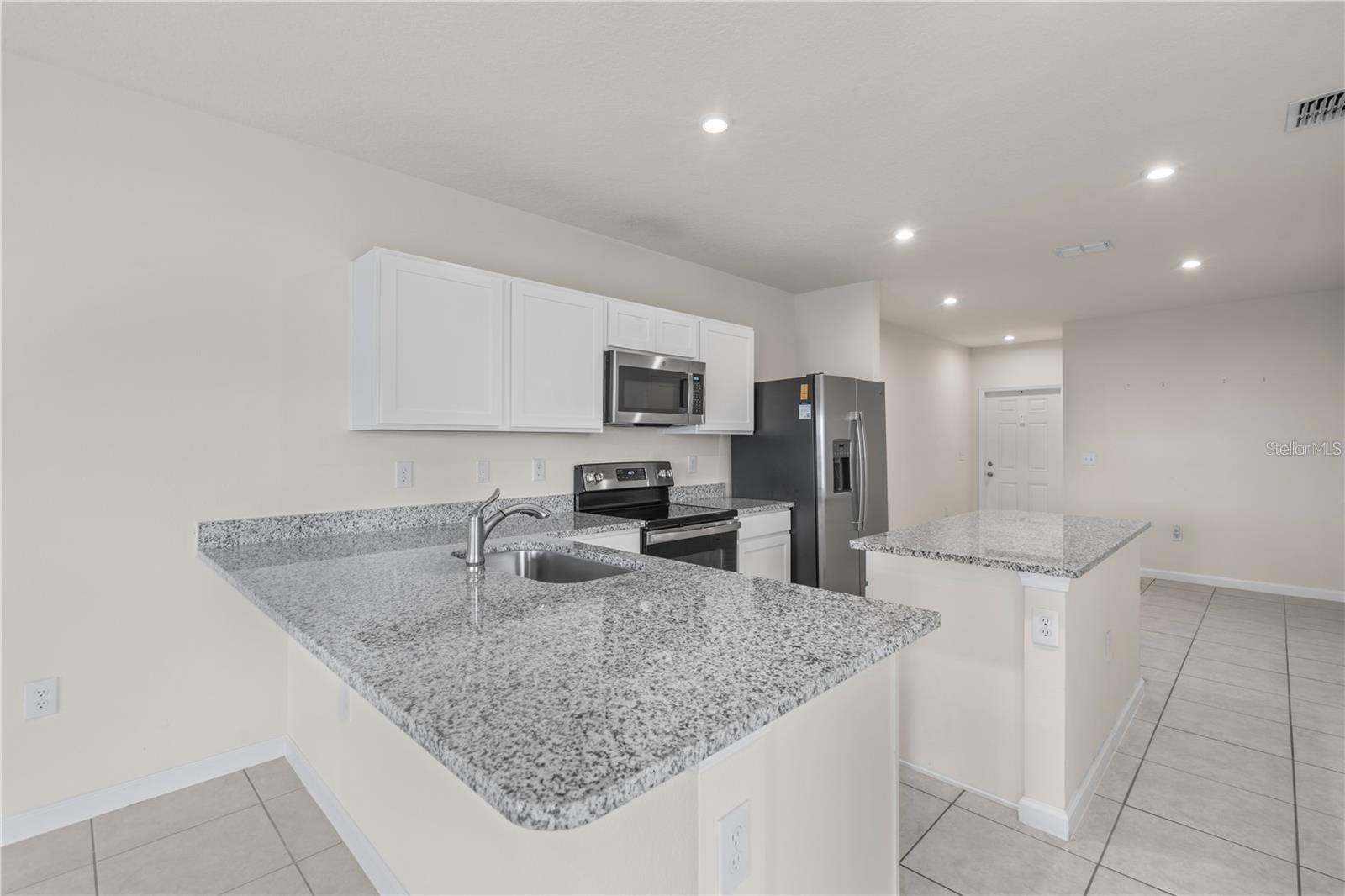 Image 4 of 5 For 275 Blueberry Lane
