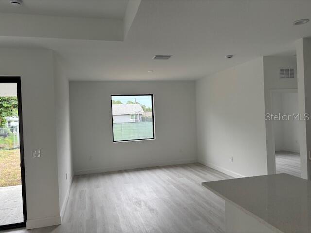 Image 8 of 16 For 3296 Glencove Street