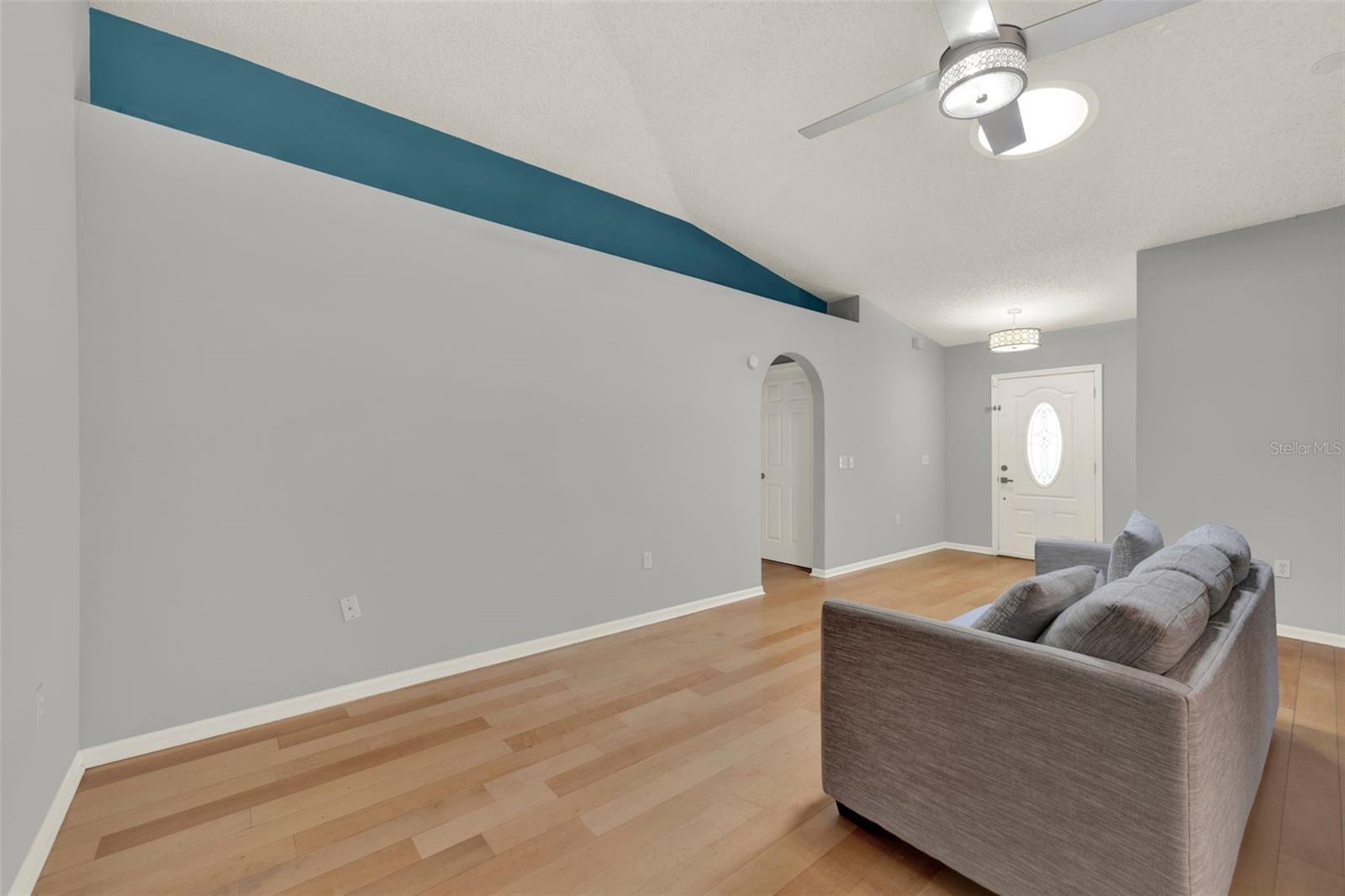 Image 3 of 43 For 10707 Palaiseau Court