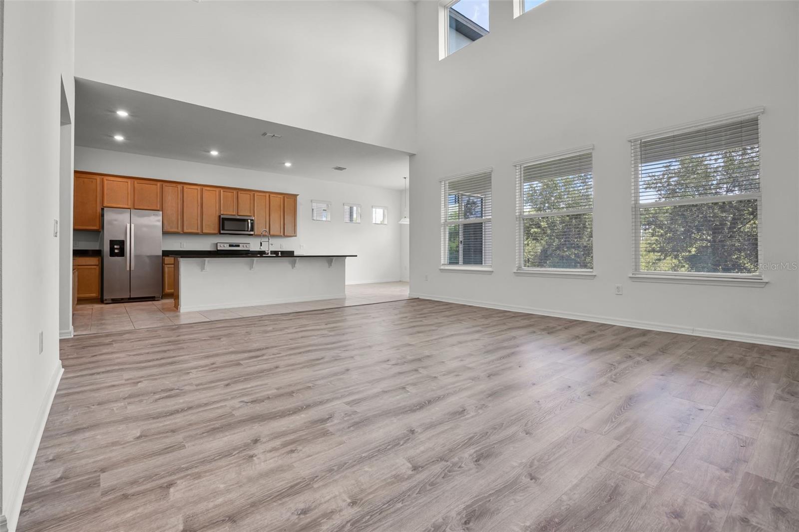 Image 3 of 35 For 10037 Austrina Oak Loop
