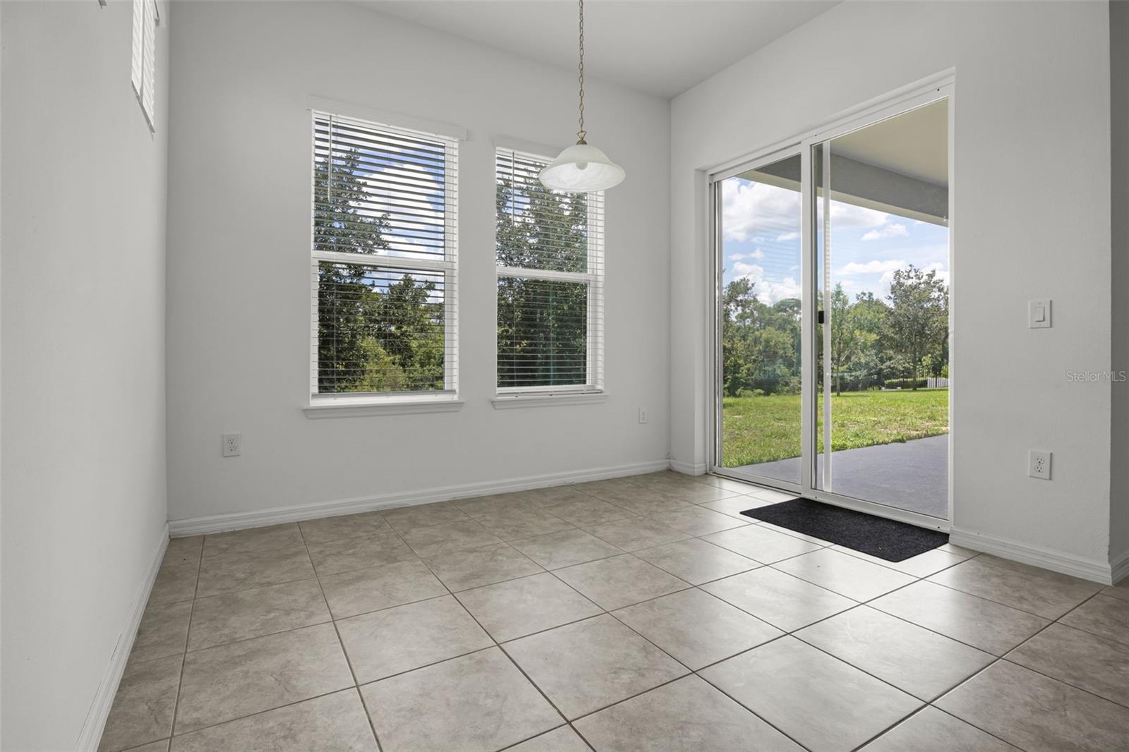 Image 31 of 35 For 10037 Austrina Oak Loop