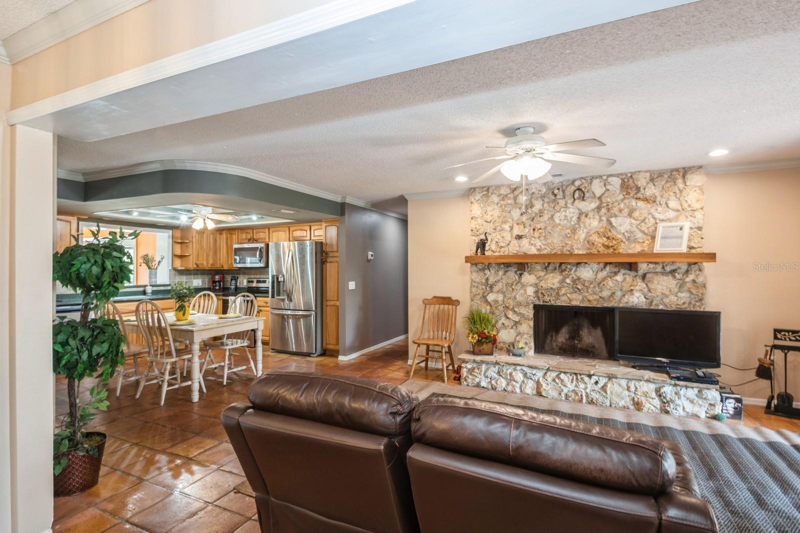 Image 2 of 47 For 8548 Shady Glen Drive
