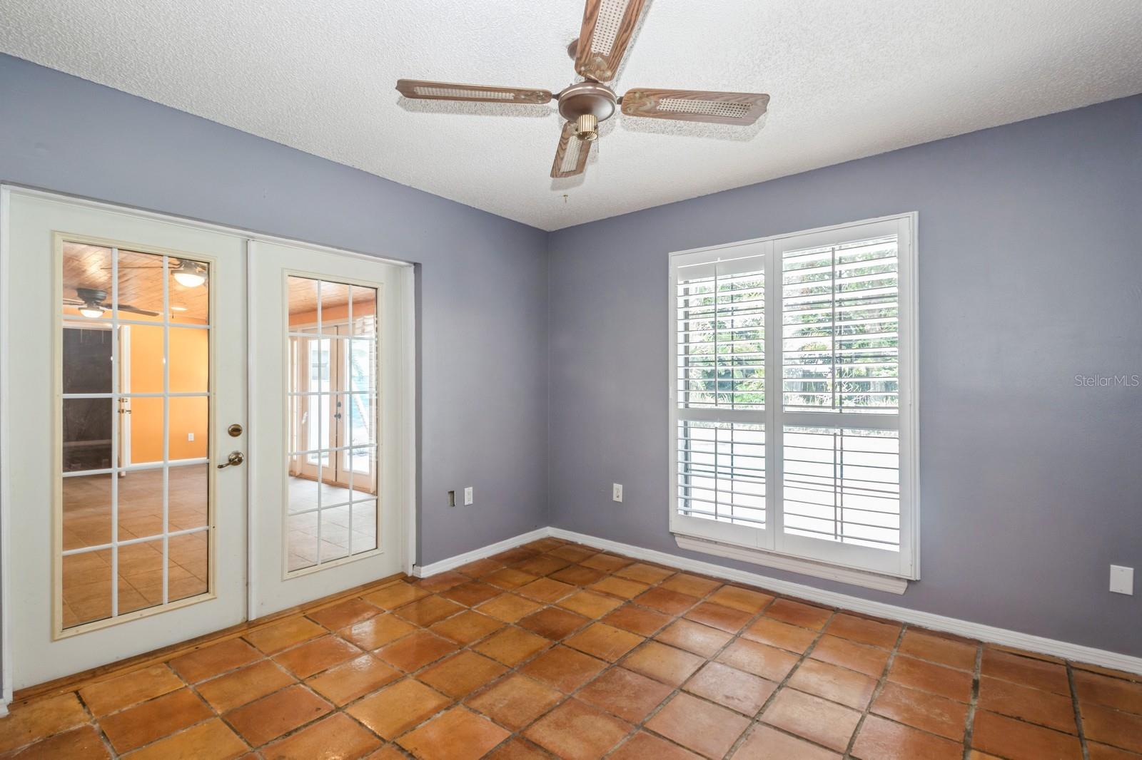 Image 29 of 47 For 8548 Shady Glen Drive