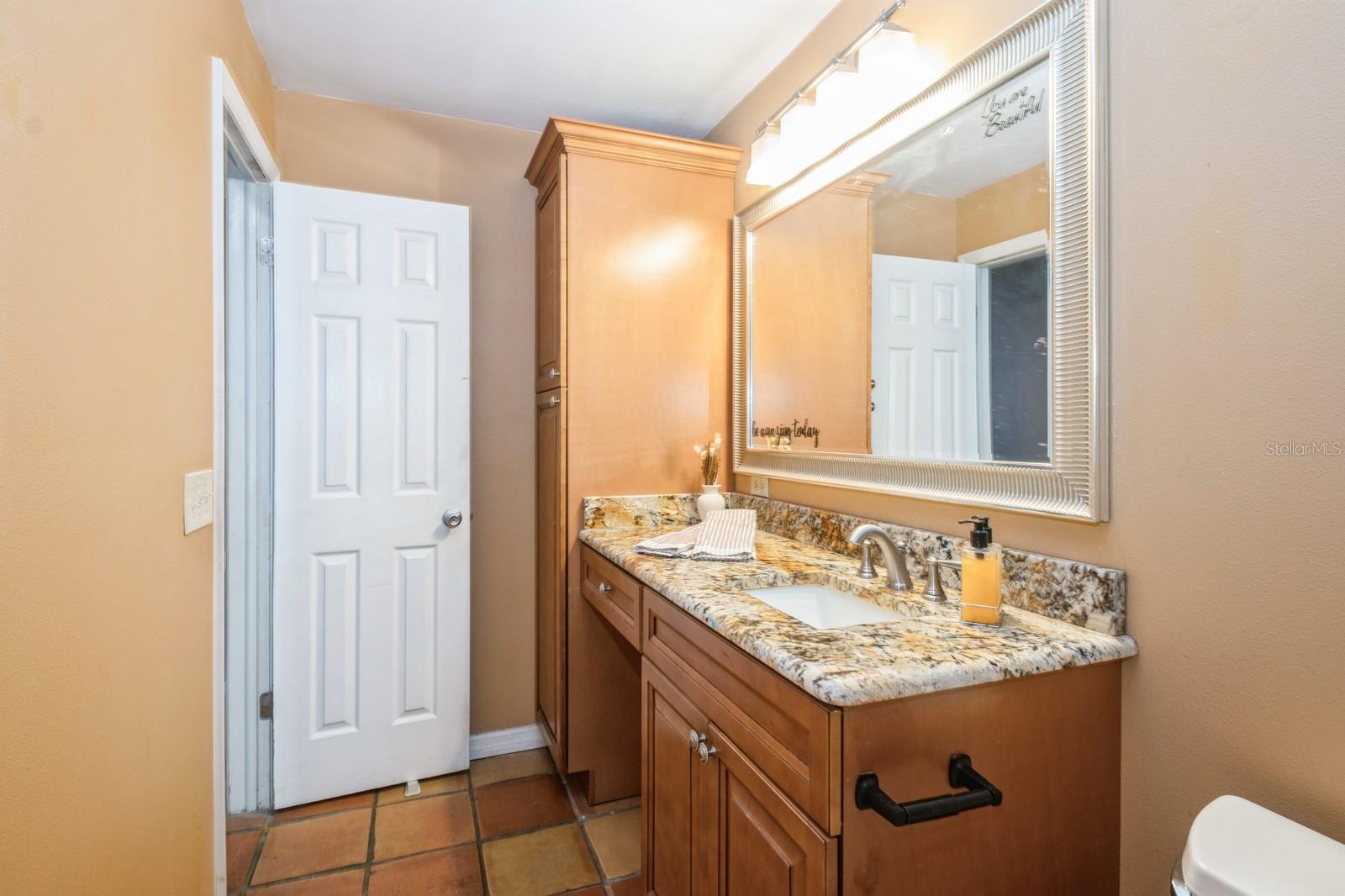 Image 31 of 47 For 8548 Shady Glen Drive