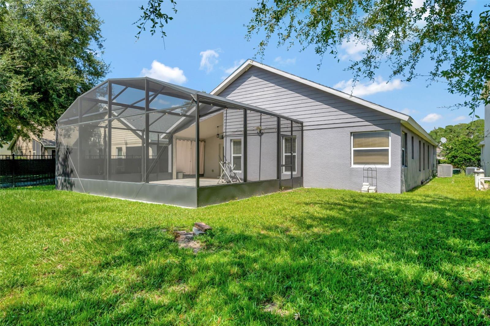 Image 16 of 49 For 9716 Pecky Cypress Way