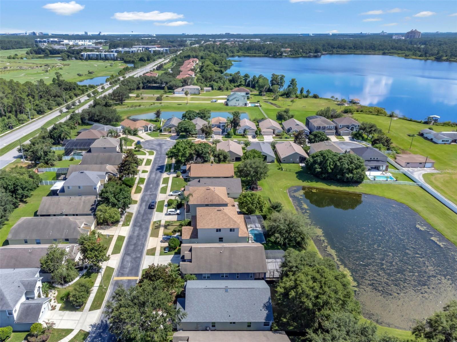Image 23 of 49 For 9716 Pecky Cypress Way
