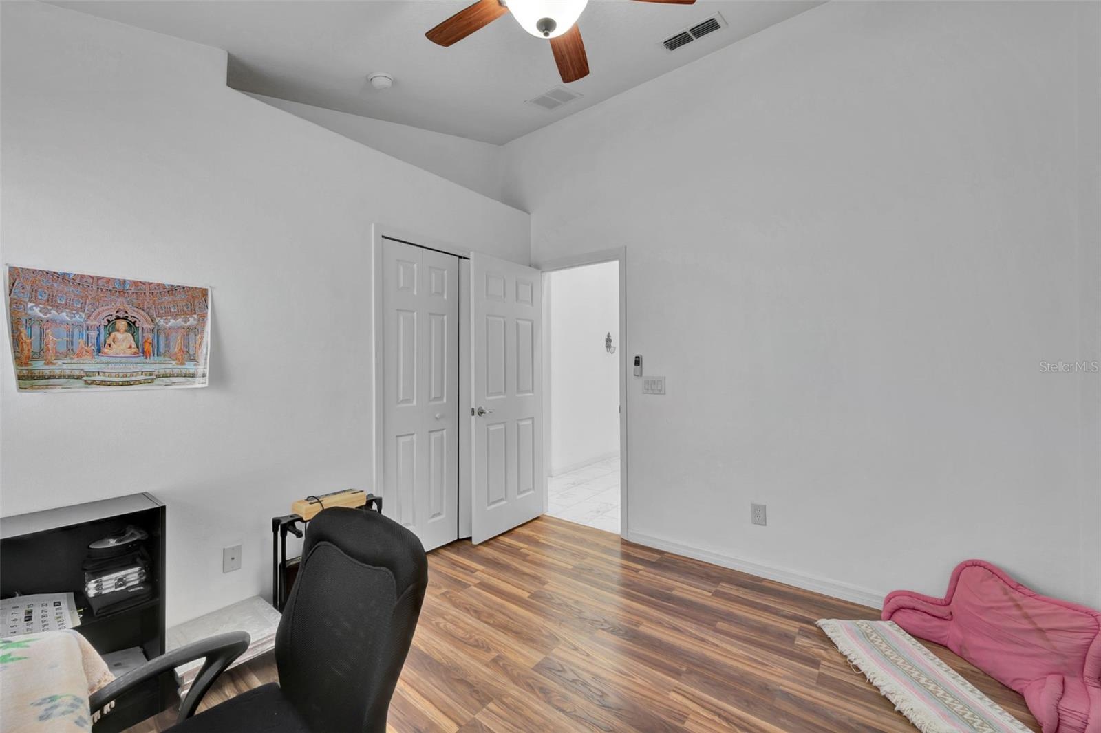 Image 40 of 49 For 9716 Pecky Cypress Way