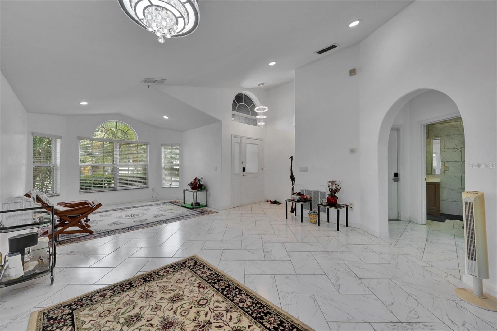 Image 7 of 49 For 9716 Pecky Cypress Way