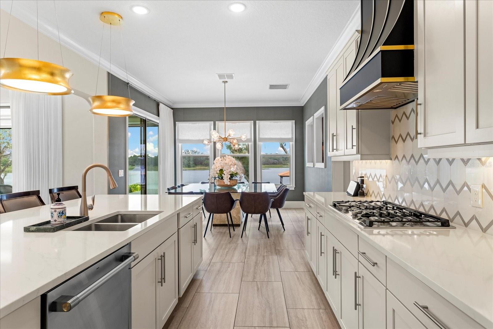 Image 14 of 72 For 16821 Broadwater Avenue