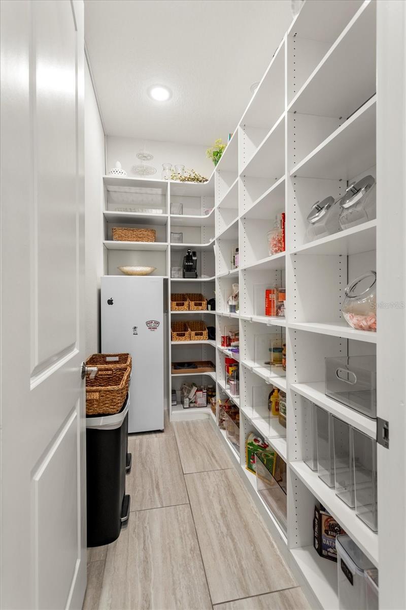 Image 17 of 72 For 16821 Broadwater Avenue