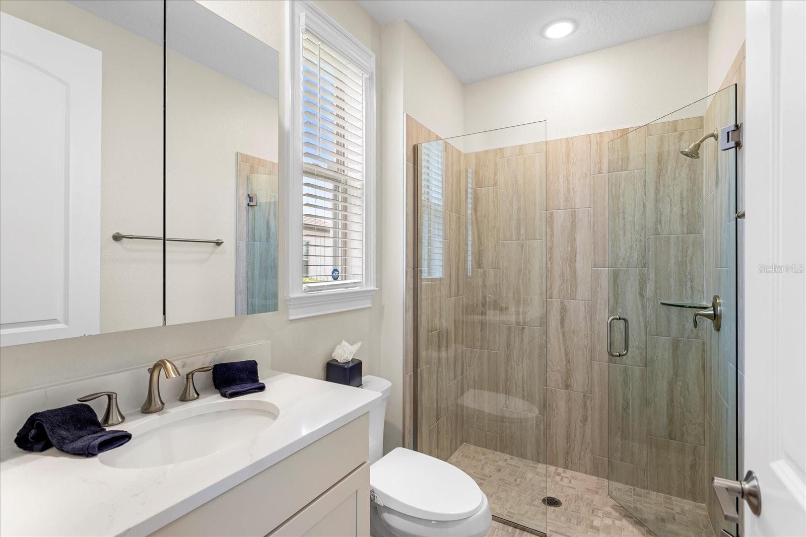 Image 35 of 72 For 16821 Broadwater Avenue