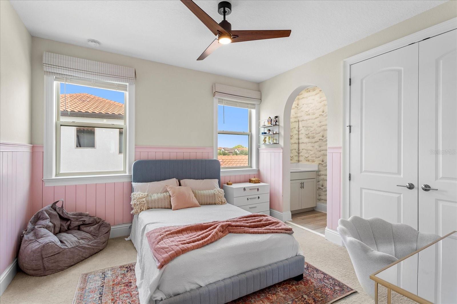 Image 38 of 72 For 16821 Broadwater Avenue