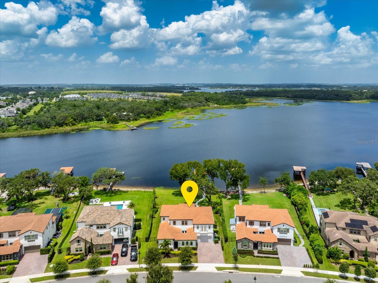 Image 4 of 72 For 16821 Broadwater Avenue
