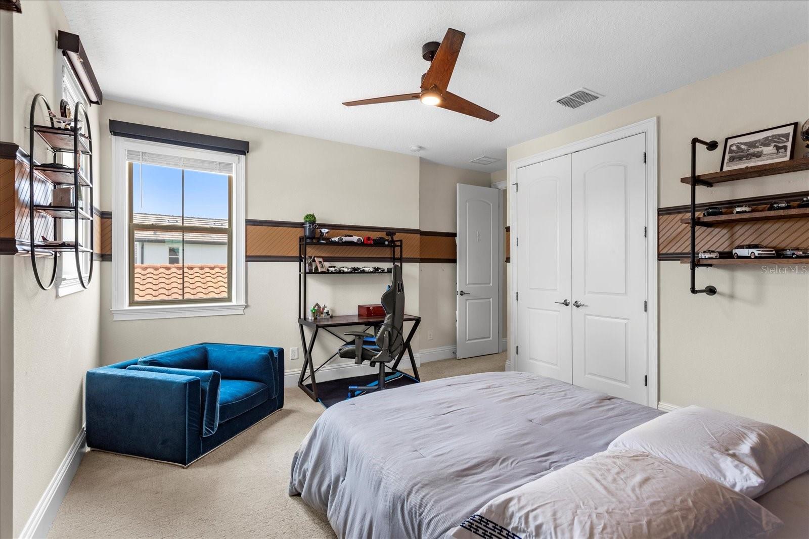 Image 40 of 72 For 16821 Broadwater Avenue
