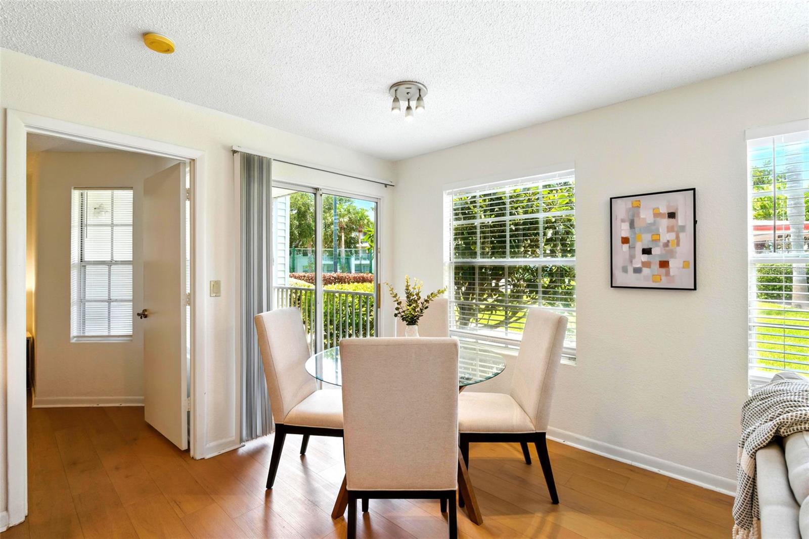 Image 10 of 46 For 11550 Westwood Boulevard 1212