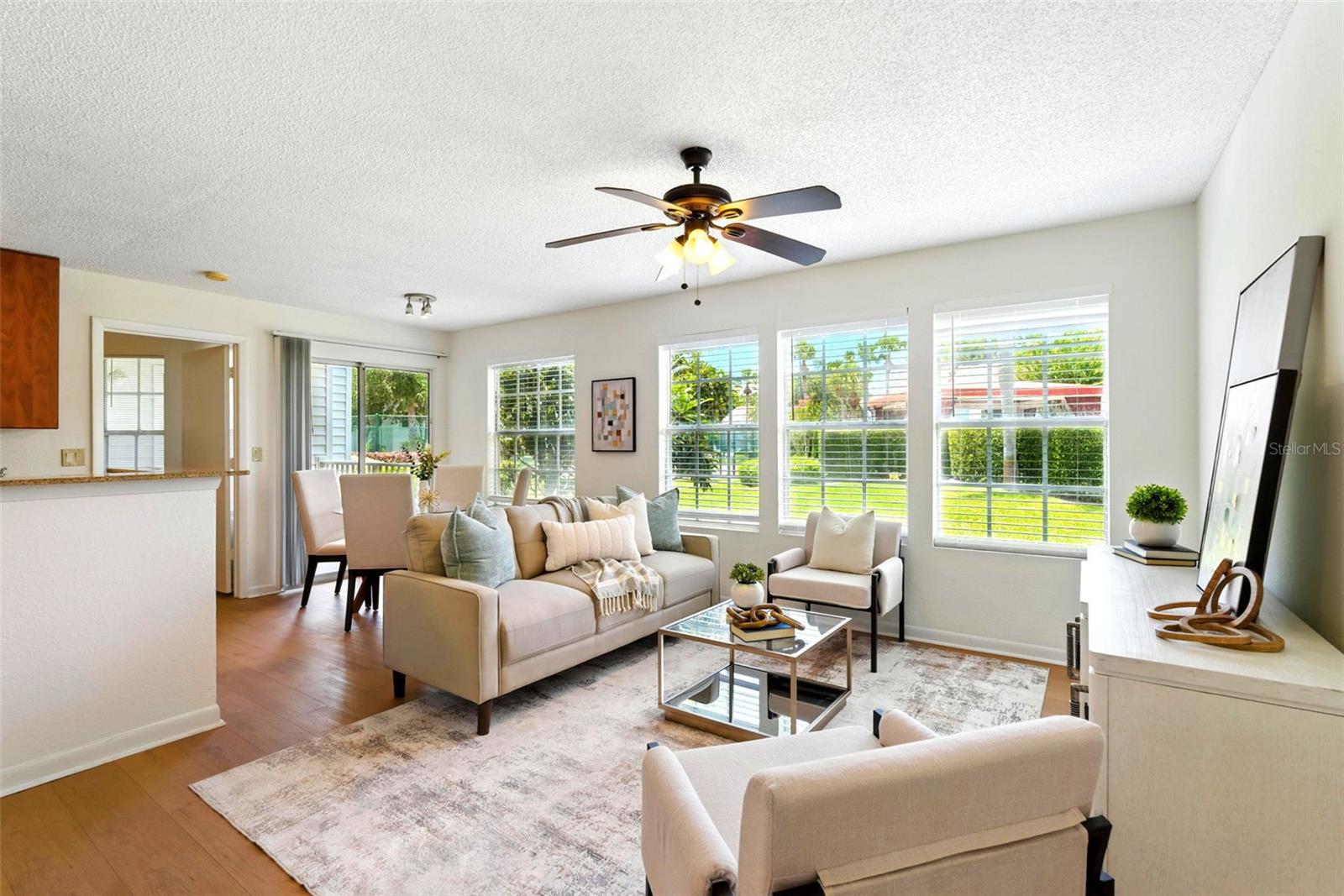 Image 6 of 46 For 11550 Westwood Boulevard 1212