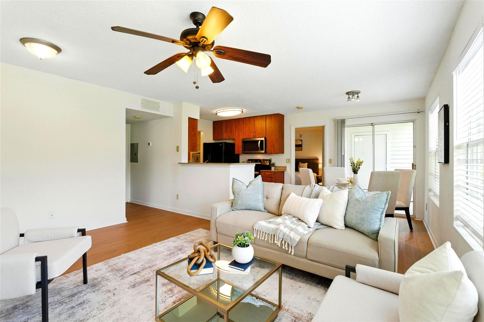 Image 9 of 46 For 11550 Westwood Boulevard 1212