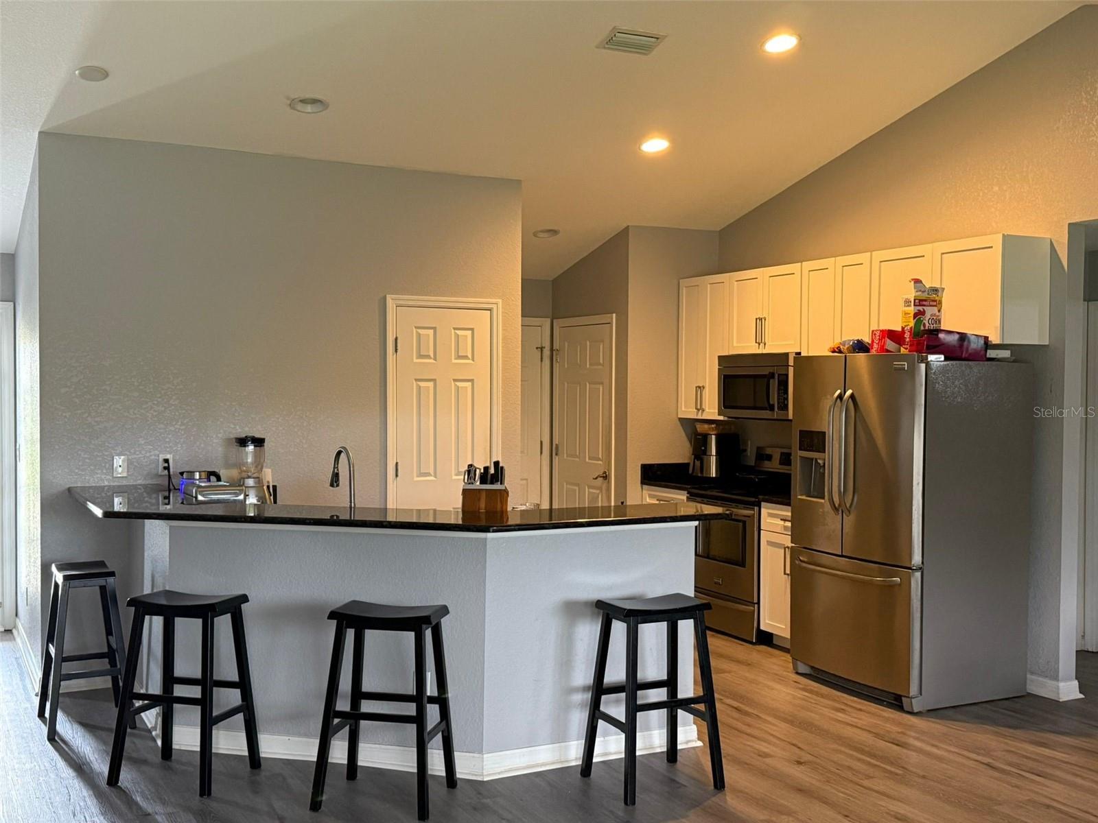 Image 8 of 13 For 3020 Magdalina Drive