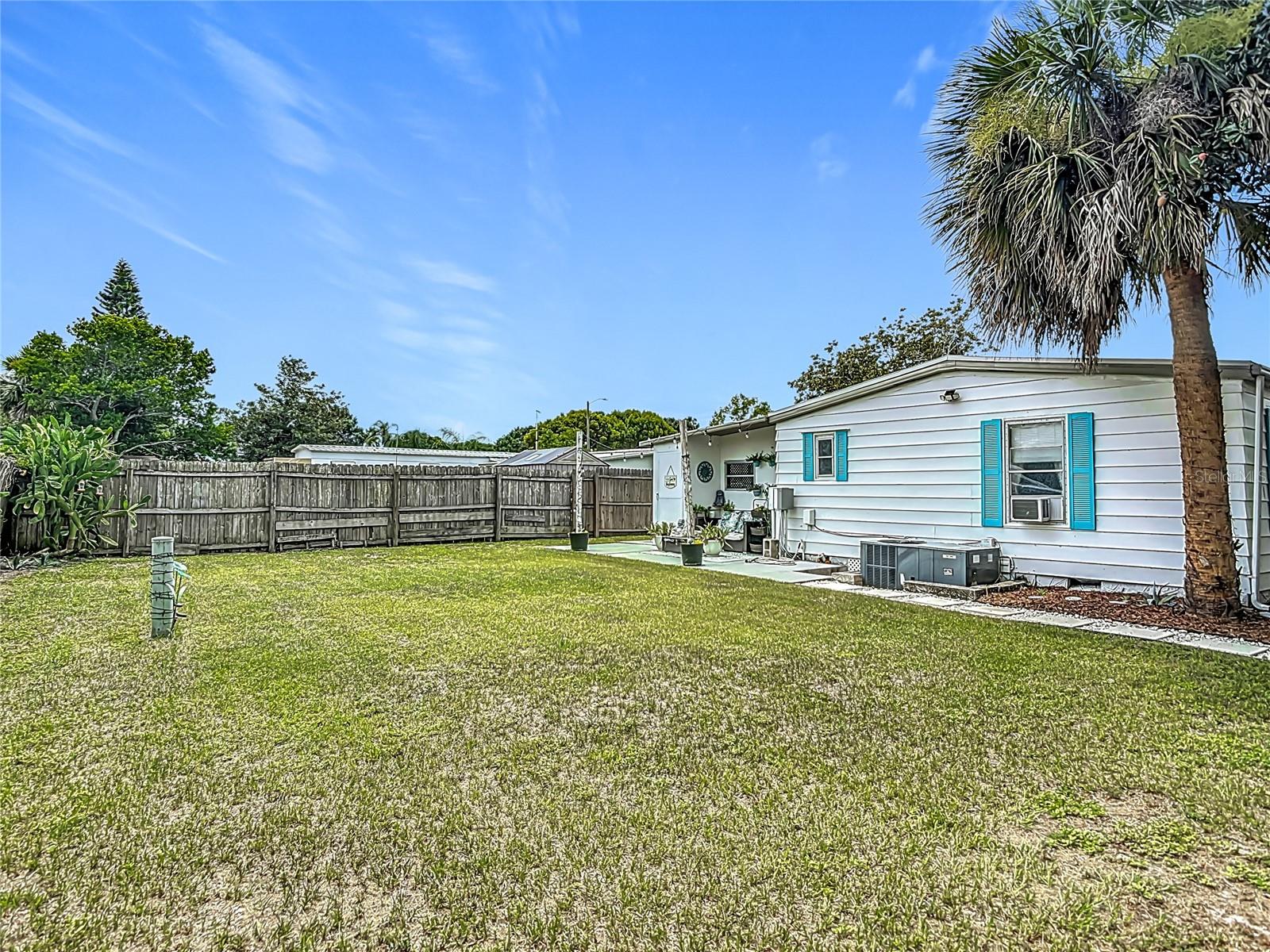 Image 44 of 52 For 121 Aloha Terrace