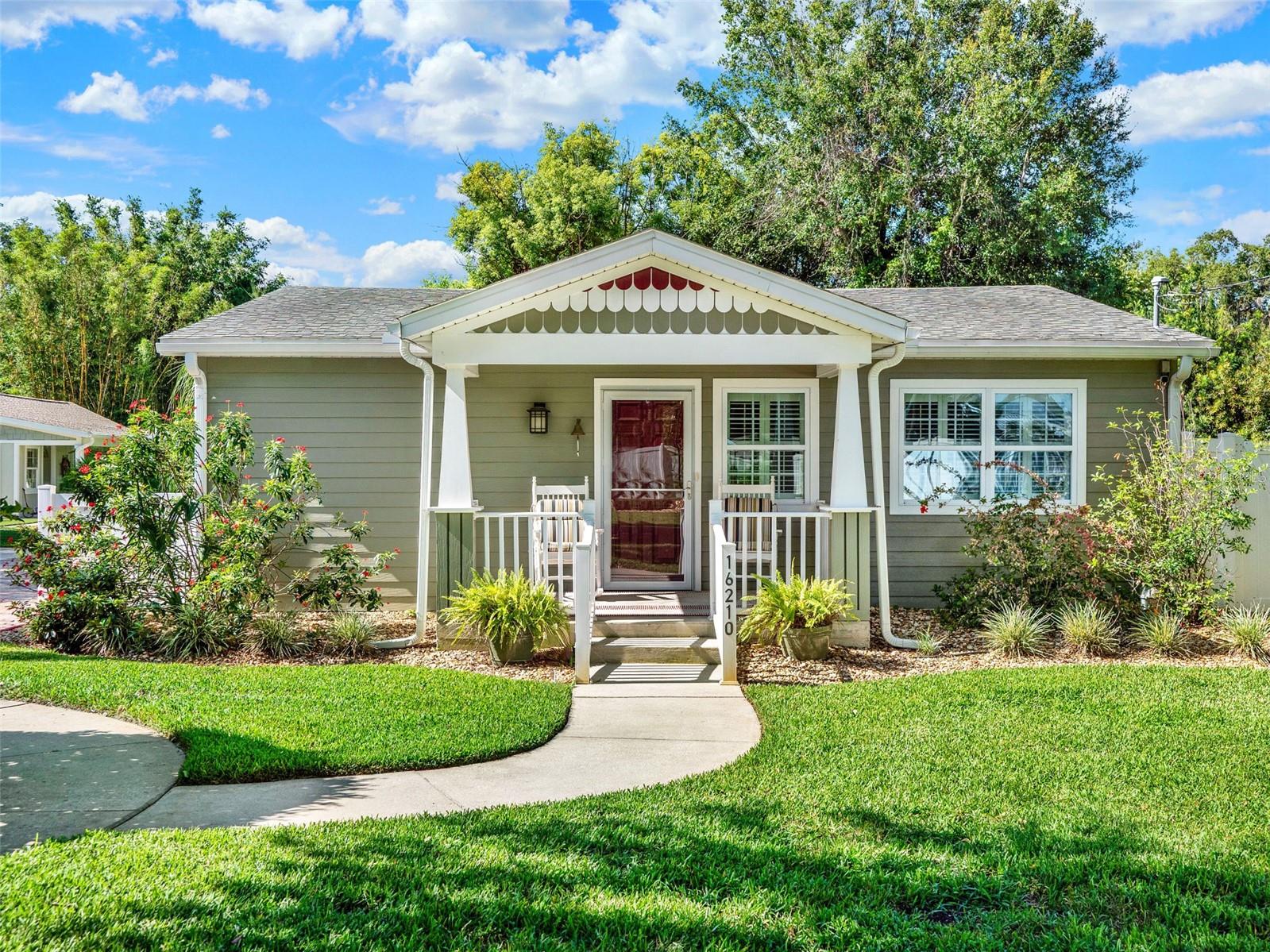 Image 3 of 72 For 16210 Lake Saunders Drive