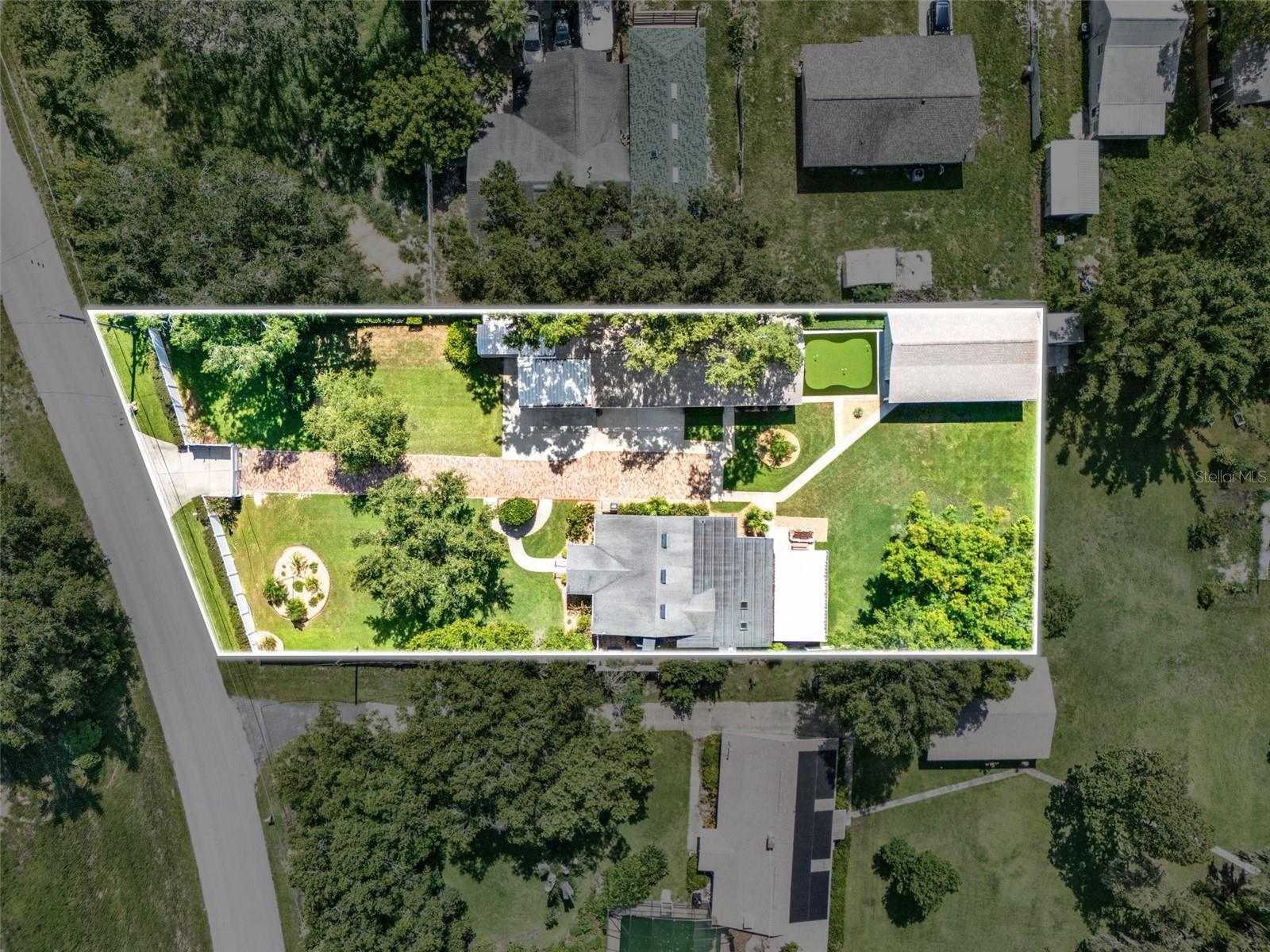Image 65 of 72 For 16210 Lake Saunders Drive