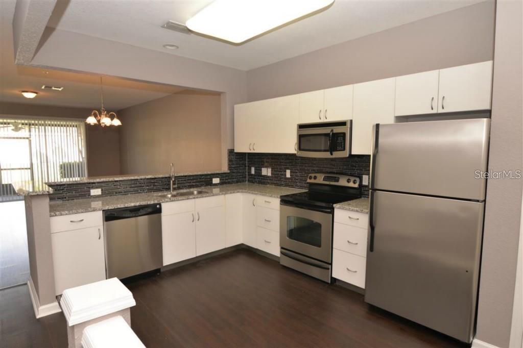Image 2 of 12 For 6941 Cadiz Boulevard