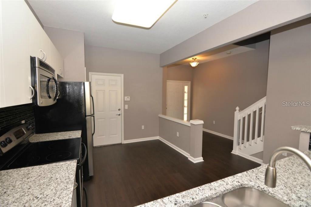 Image 3 of 12 For 6941 Cadiz Boulevard