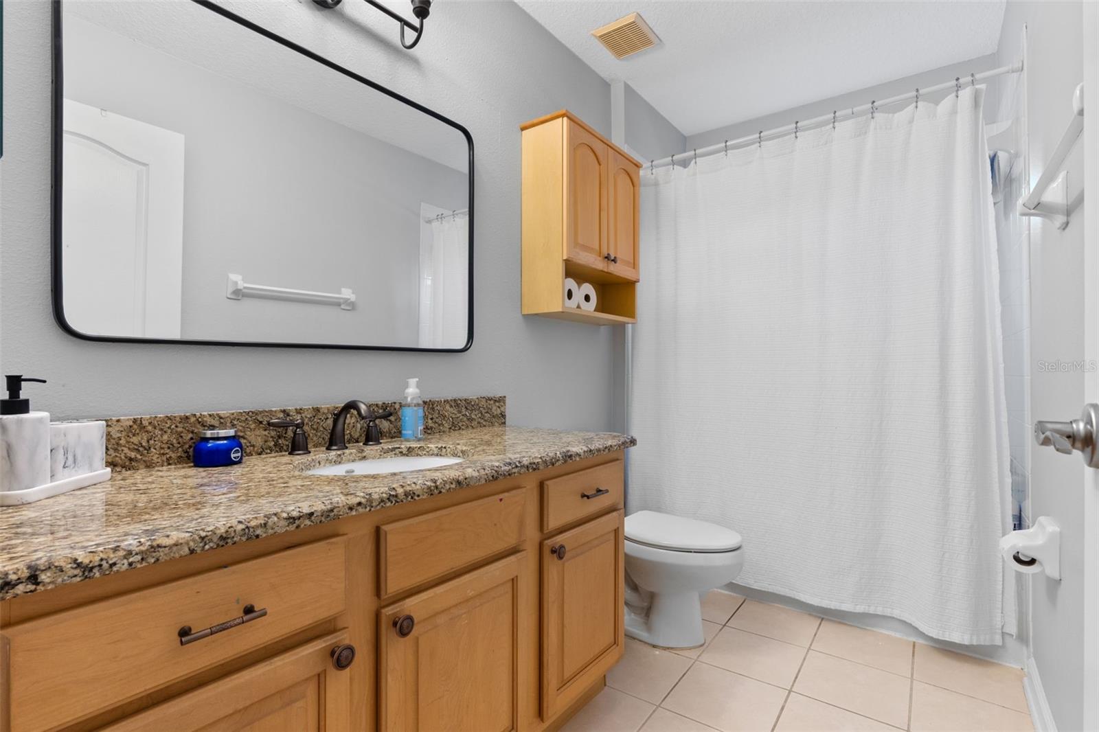 Image 32 of 40 For 3815 Brantley Place Circle