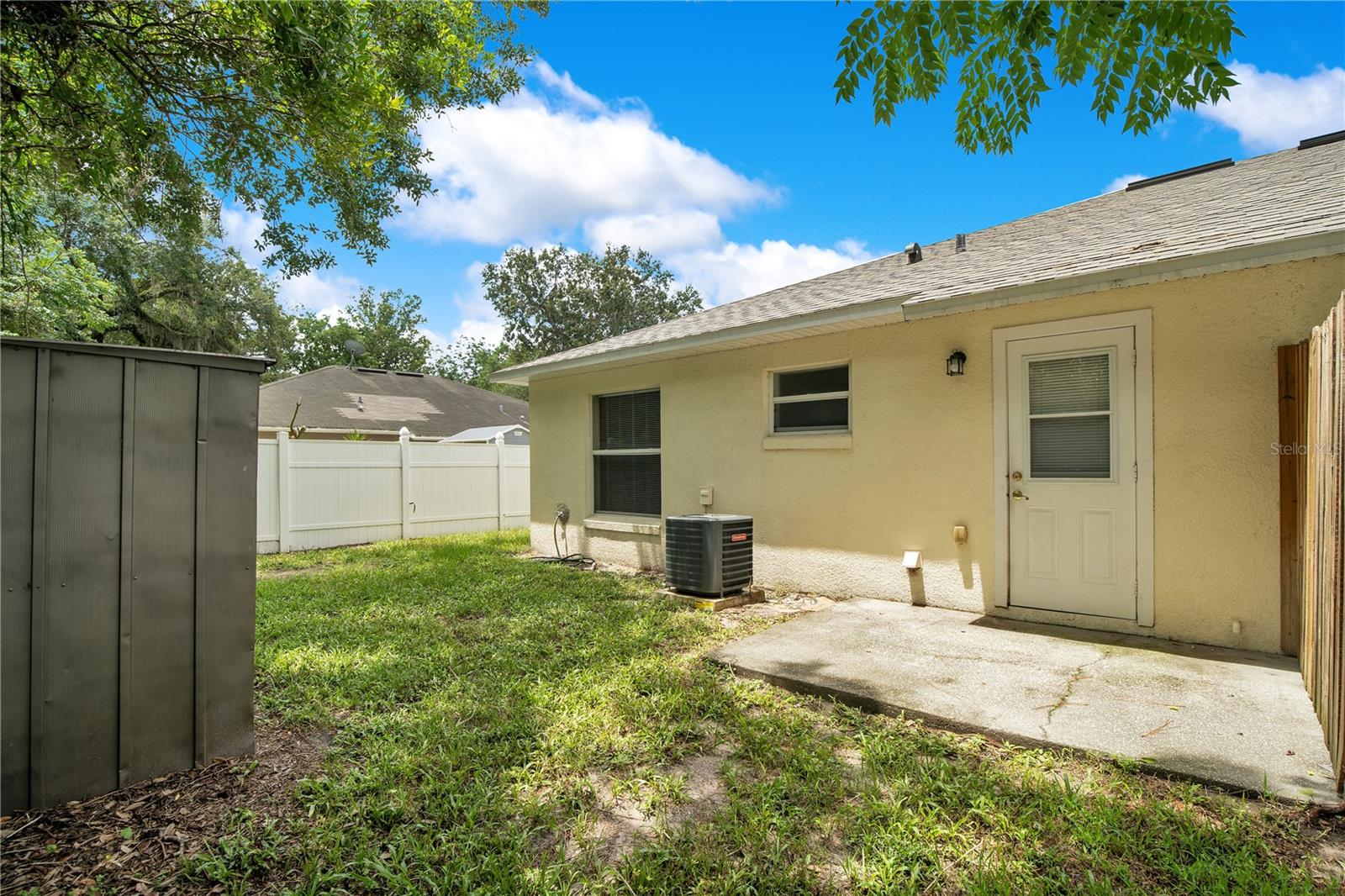 Image 11 of 11 For 825 Douglass Avenue
