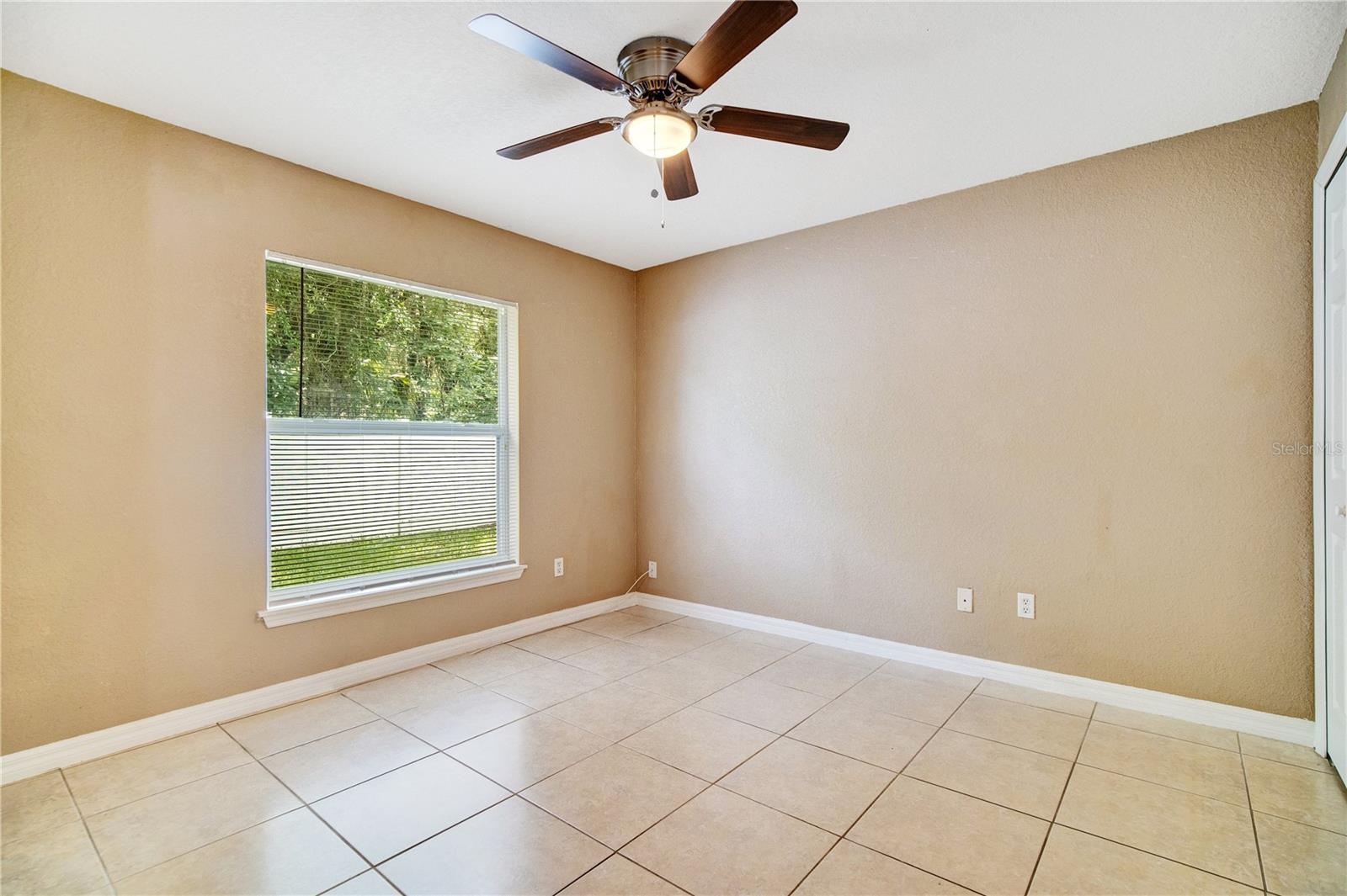 Image 6 of 11 For 825 Douglass Avenue