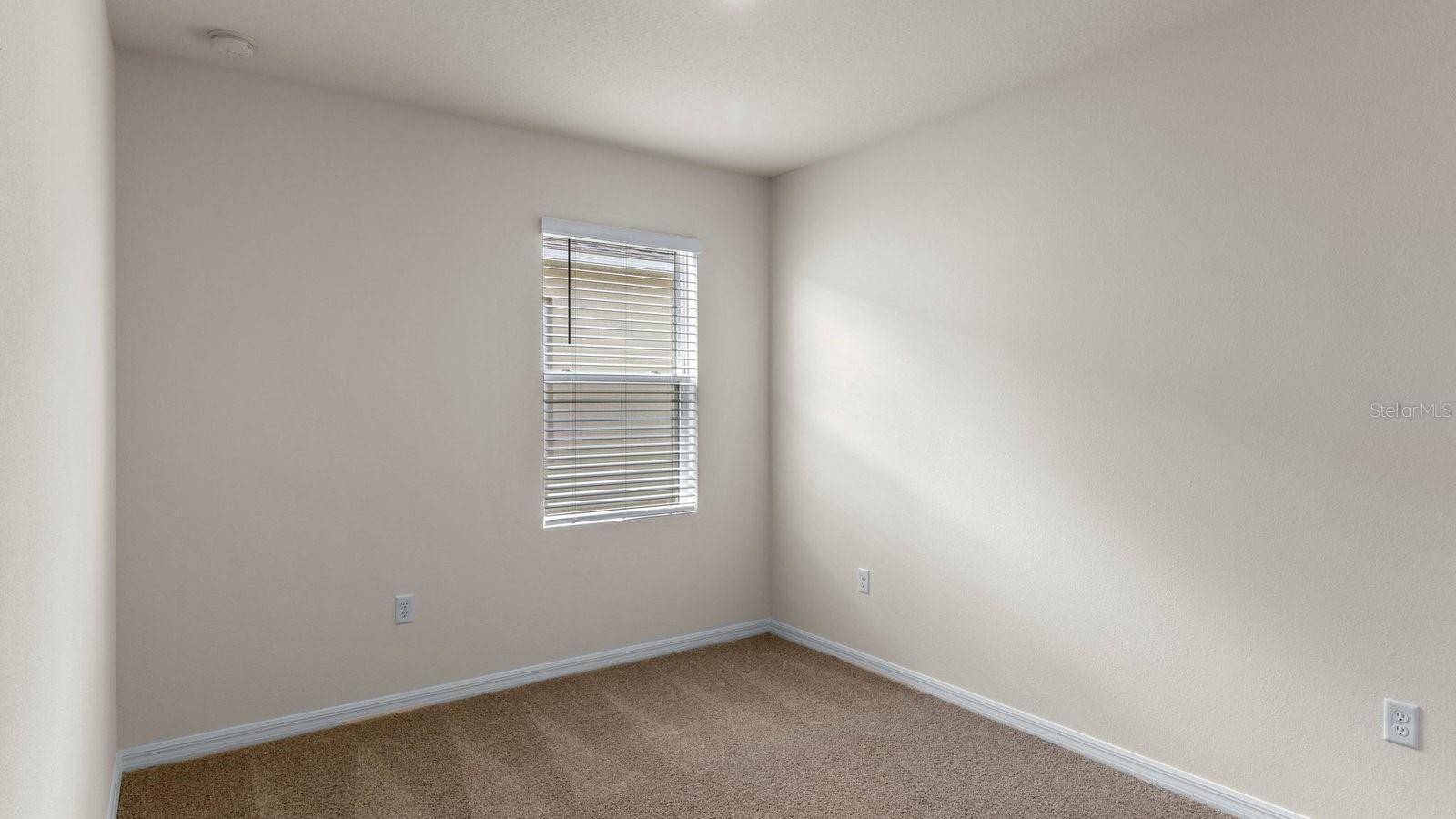 Image 14 of 23 For 175 Amberwood Way