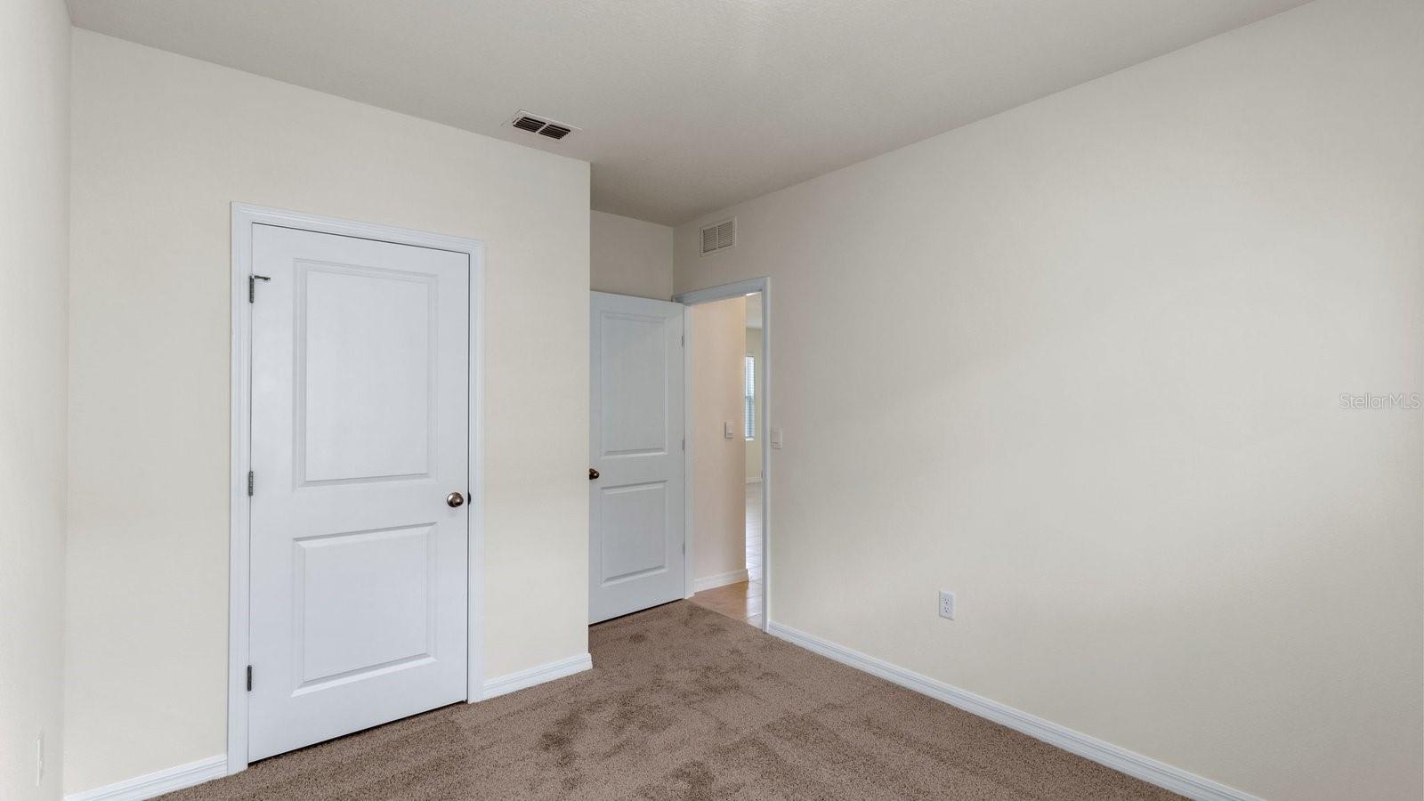 Image 15 of 23 For 175 Amberwood Way