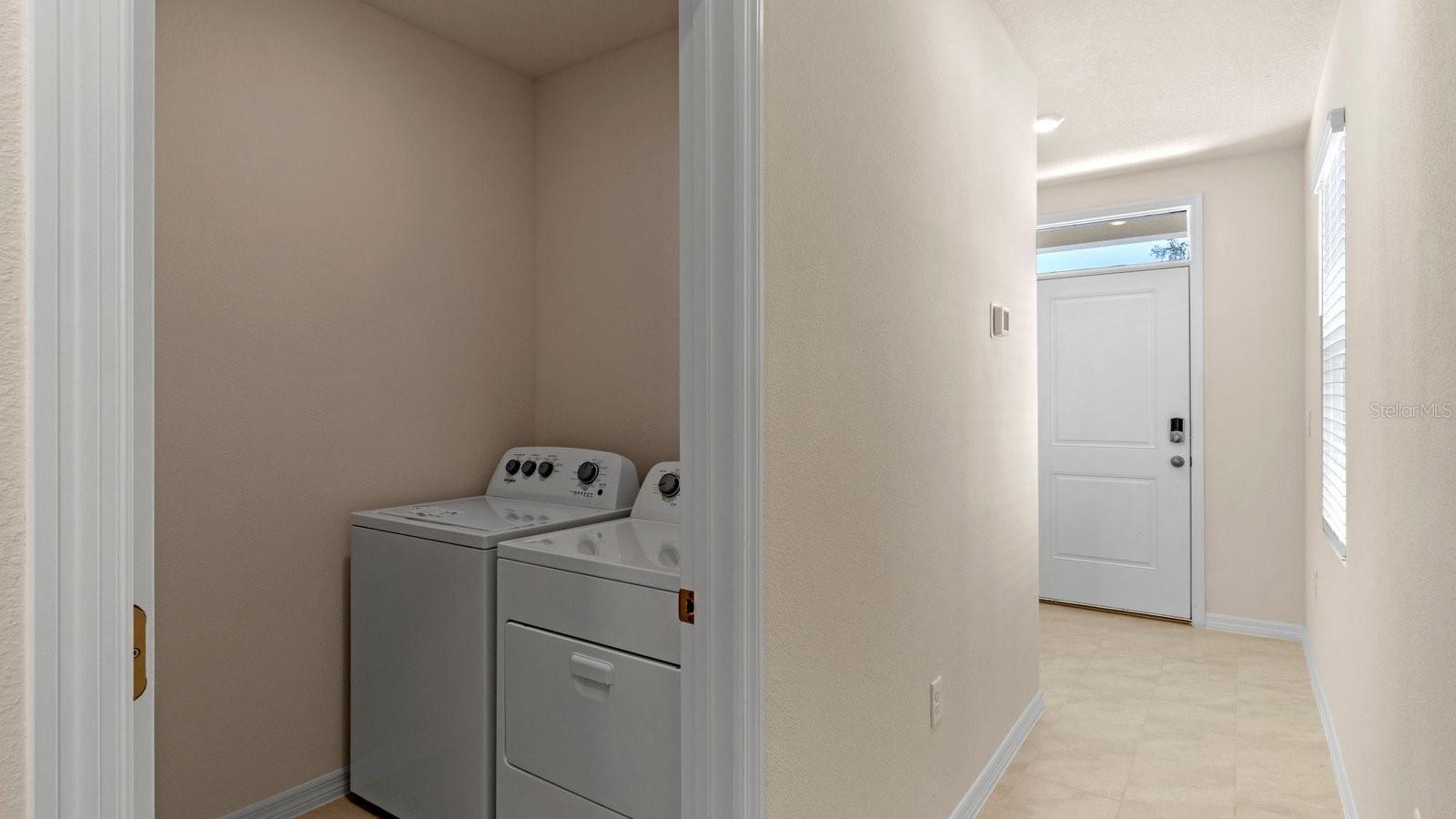 Image 4 of 23 For 175 Amberwood Way