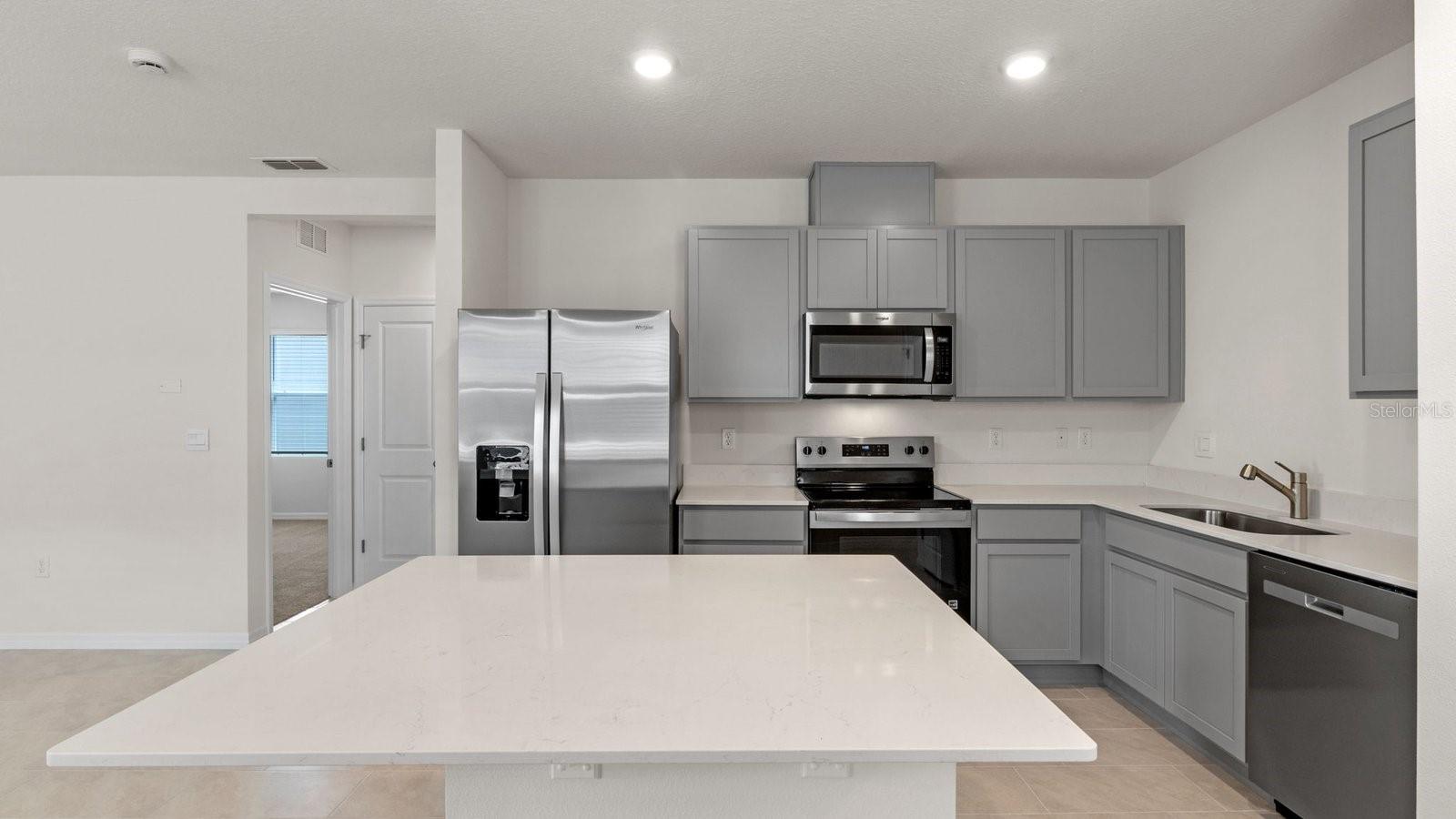 Image 7 of 23 For 175 Amberwood Way