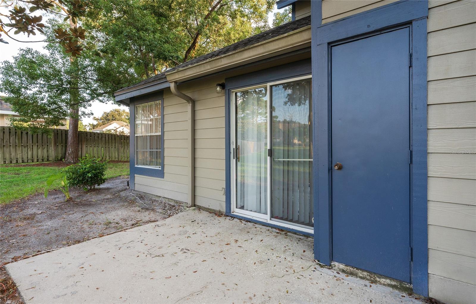 Image 18 of 22 For 946 Bird Bay Court 104