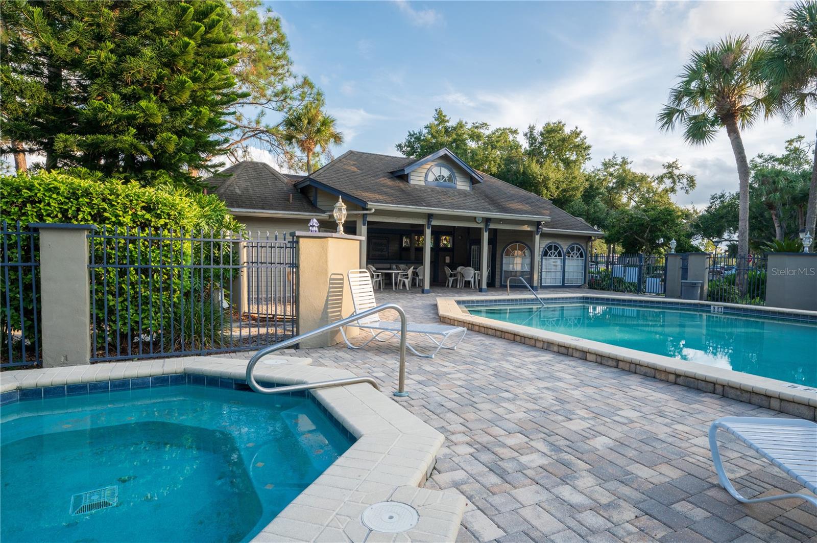 Image 21 of 22 For 946 Bird Bay Court 104