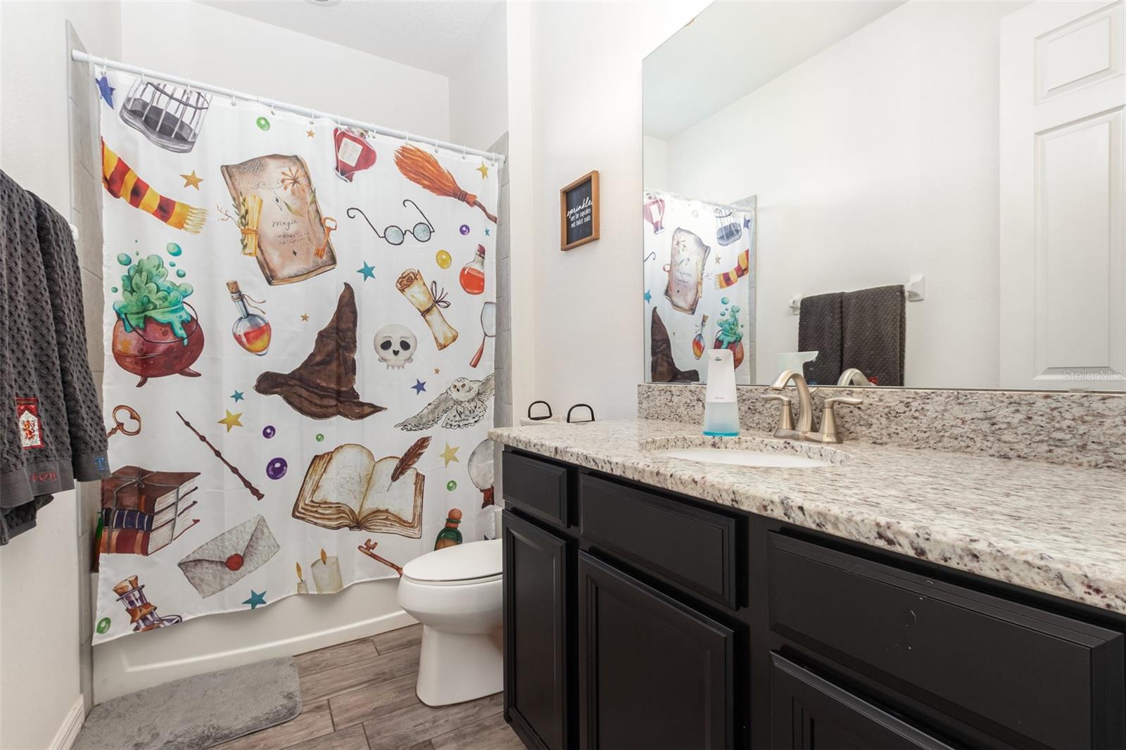 Image 15 of 18 For 3833 Loon Lane