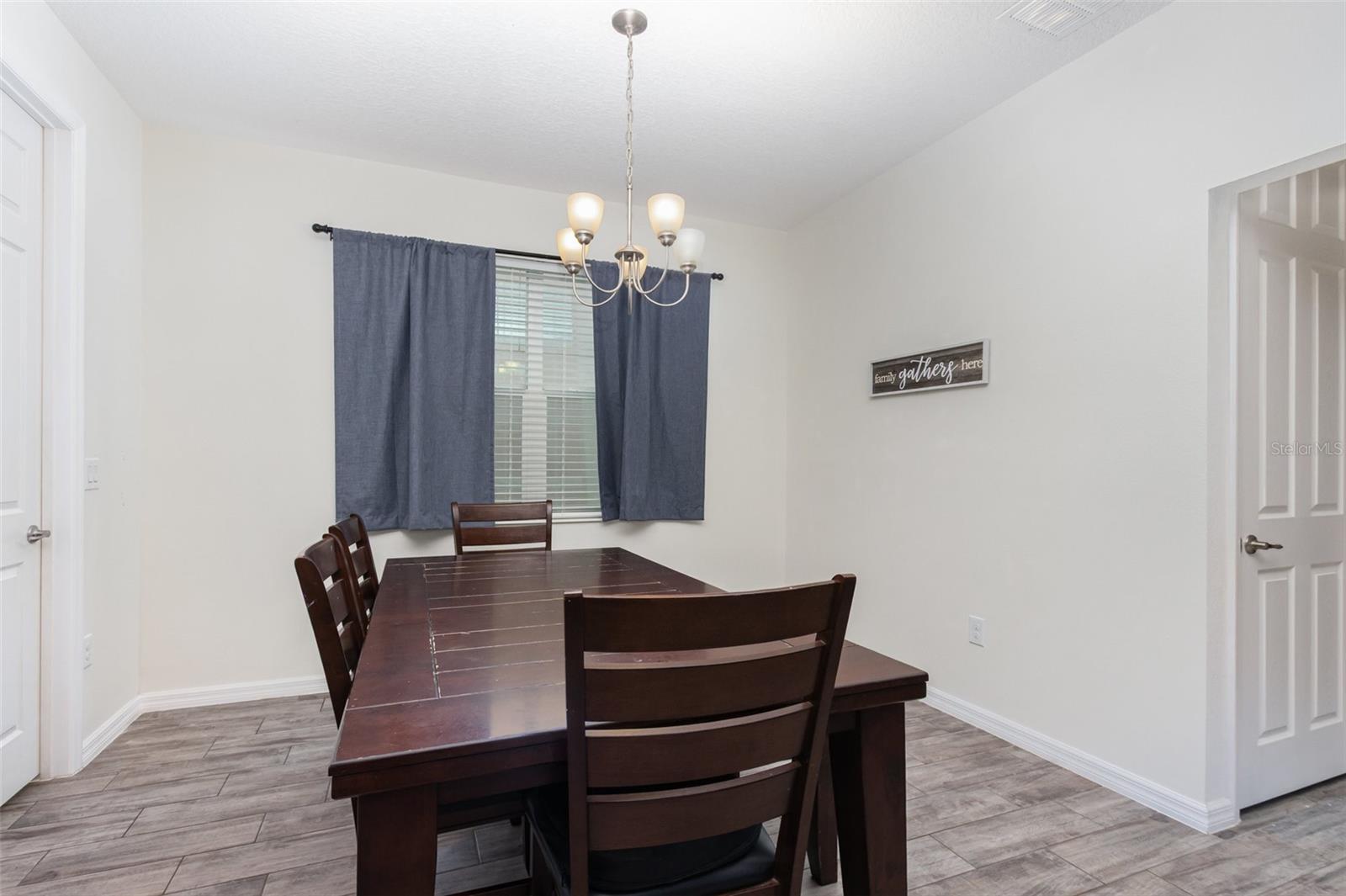 Image 7 of 18 For 3833 Loon Lane