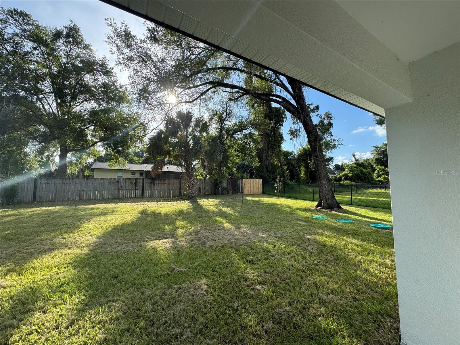 Image 11 of 31 For 1581 Montgomery Street