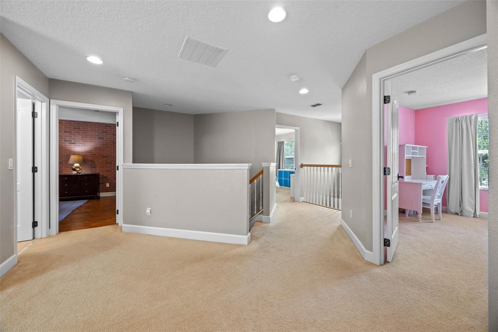 Image 45 of 68 For 1433 Cranston Street