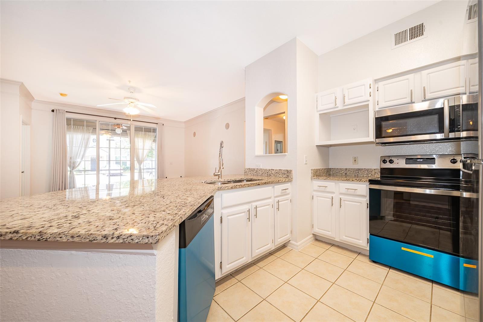 Image 10 of 22 For 6663 Queens Borough Avenue 101