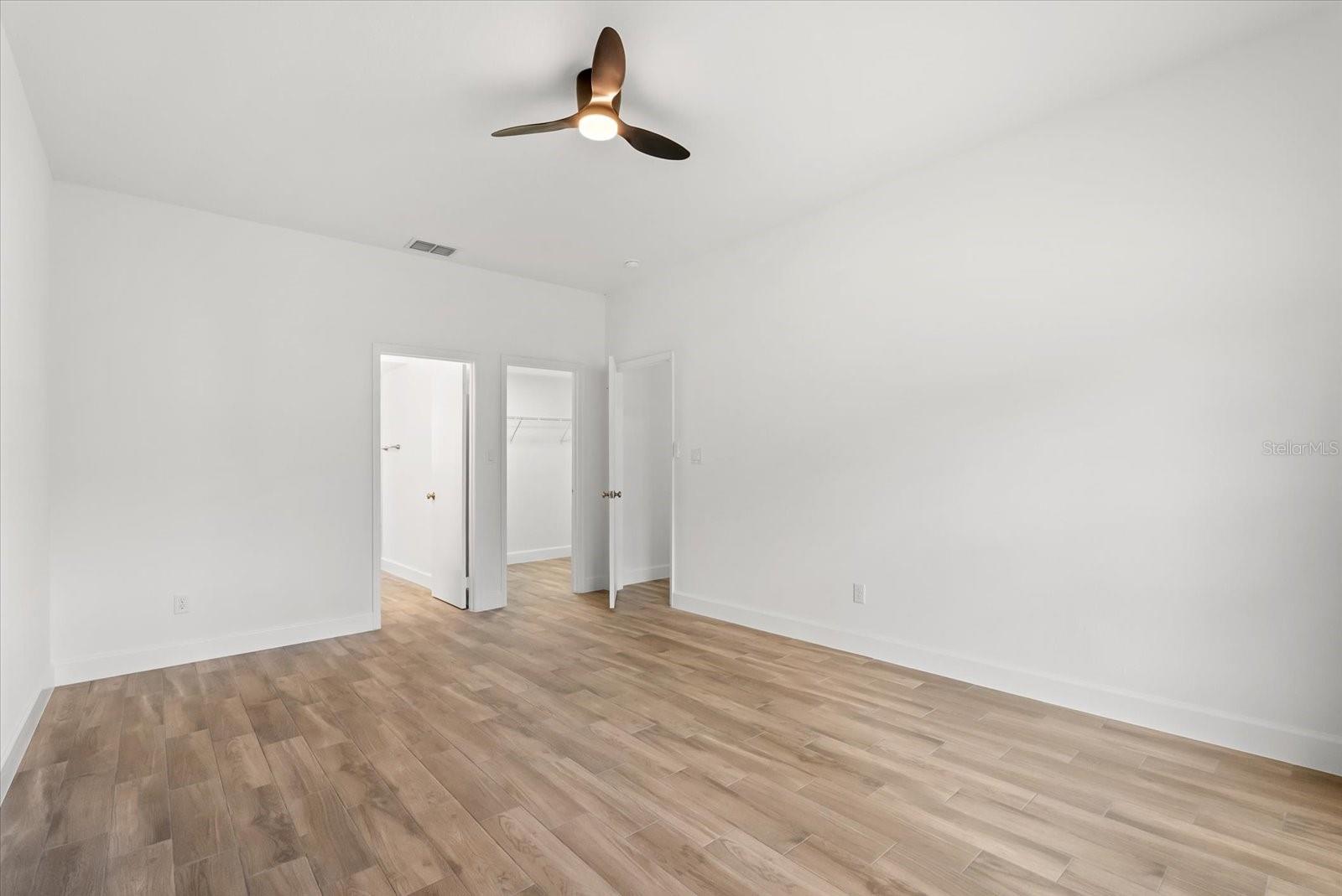 Image 10 of 29 For 5850 Plumtree Court