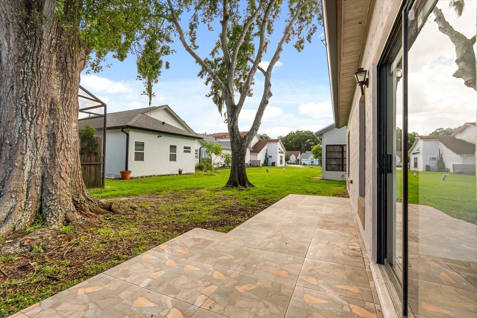Image 26 of 29 For 5850 Plumtree Court