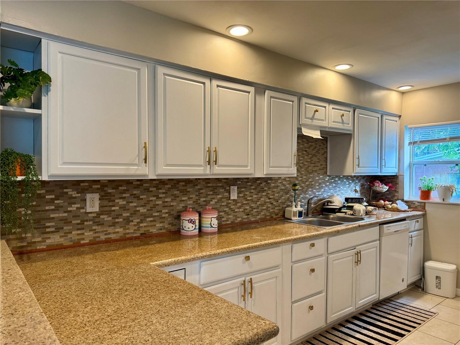 Image 6 of 17 For 1154 Fountainhead Drive