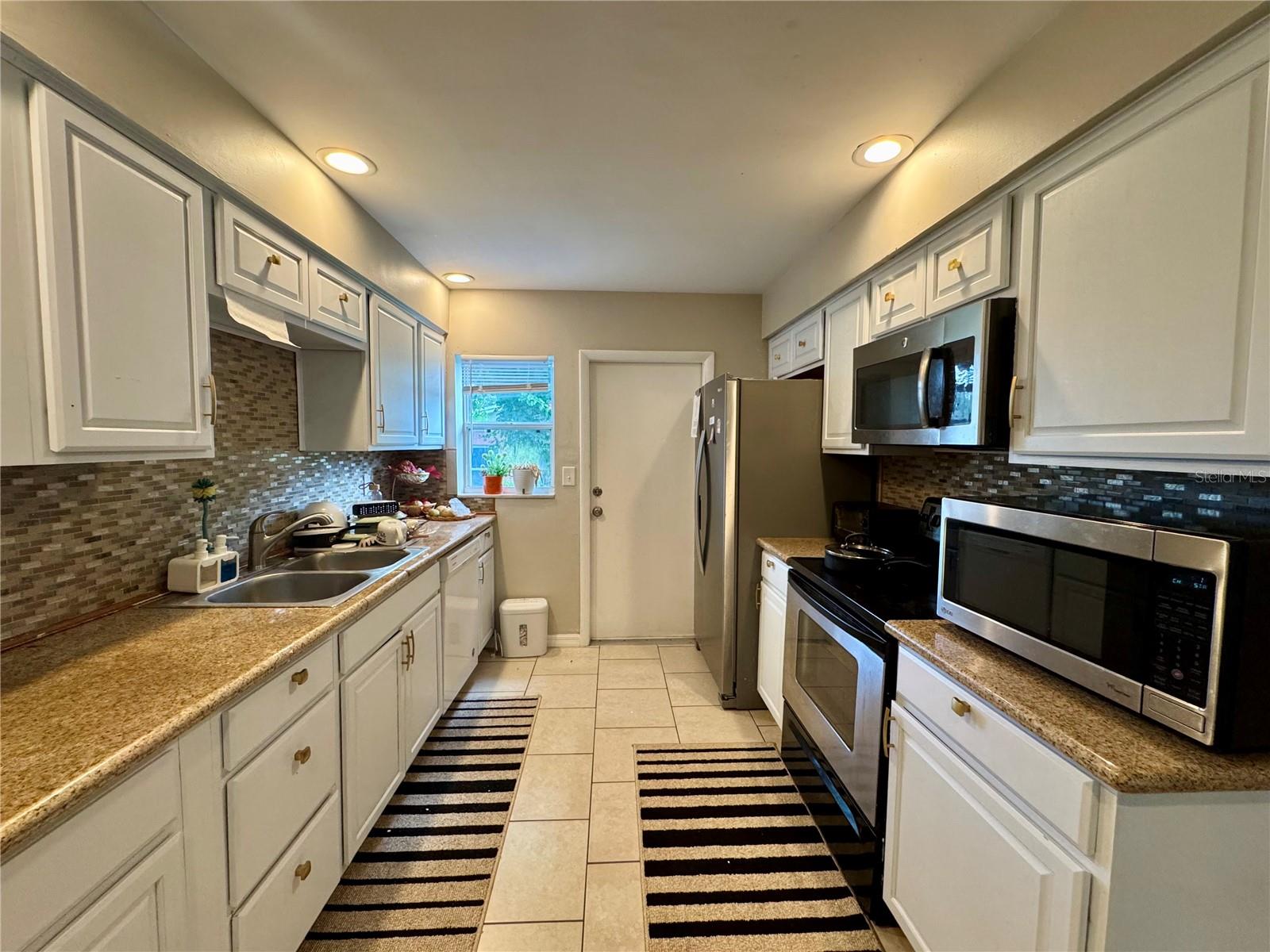 Image 7 of 17 For 1154 Fountainhead Drive