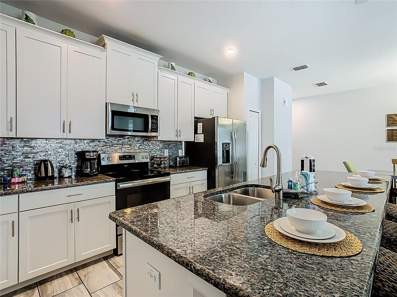 Image 18 of 53 For 9053 Dogleg Drive