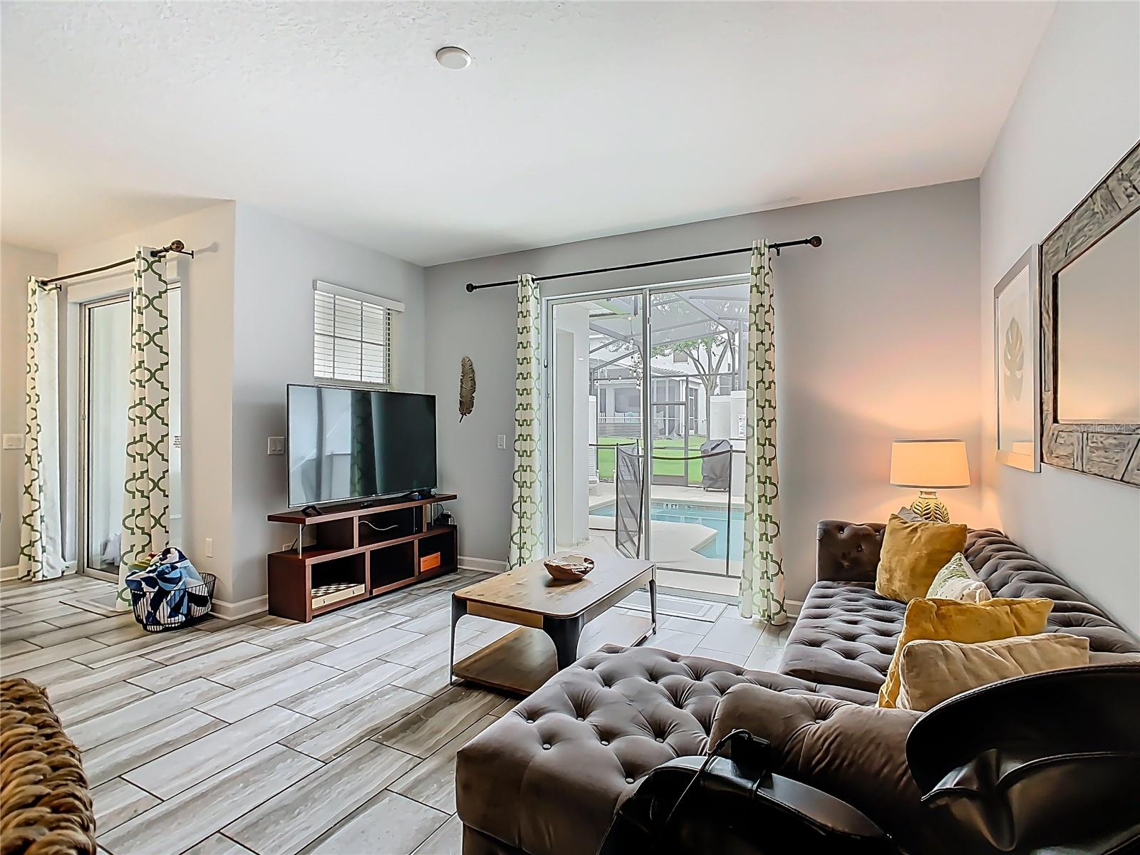 Image 19 of 53 For 9053 Dogleg Drive