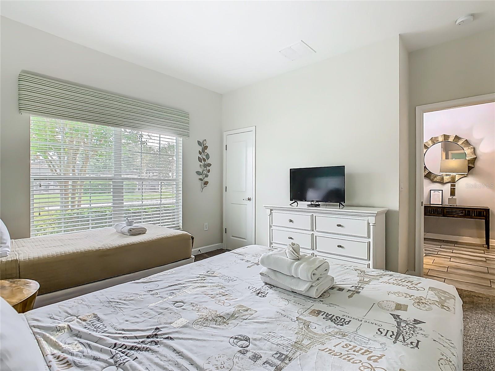 Image 37 of 53 For 9053 Dogleg Drive