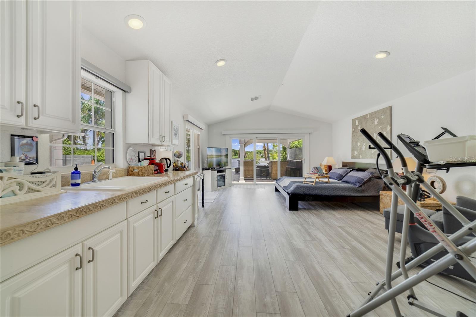 Image 24 of 57 For 8465 Granada Boulevard